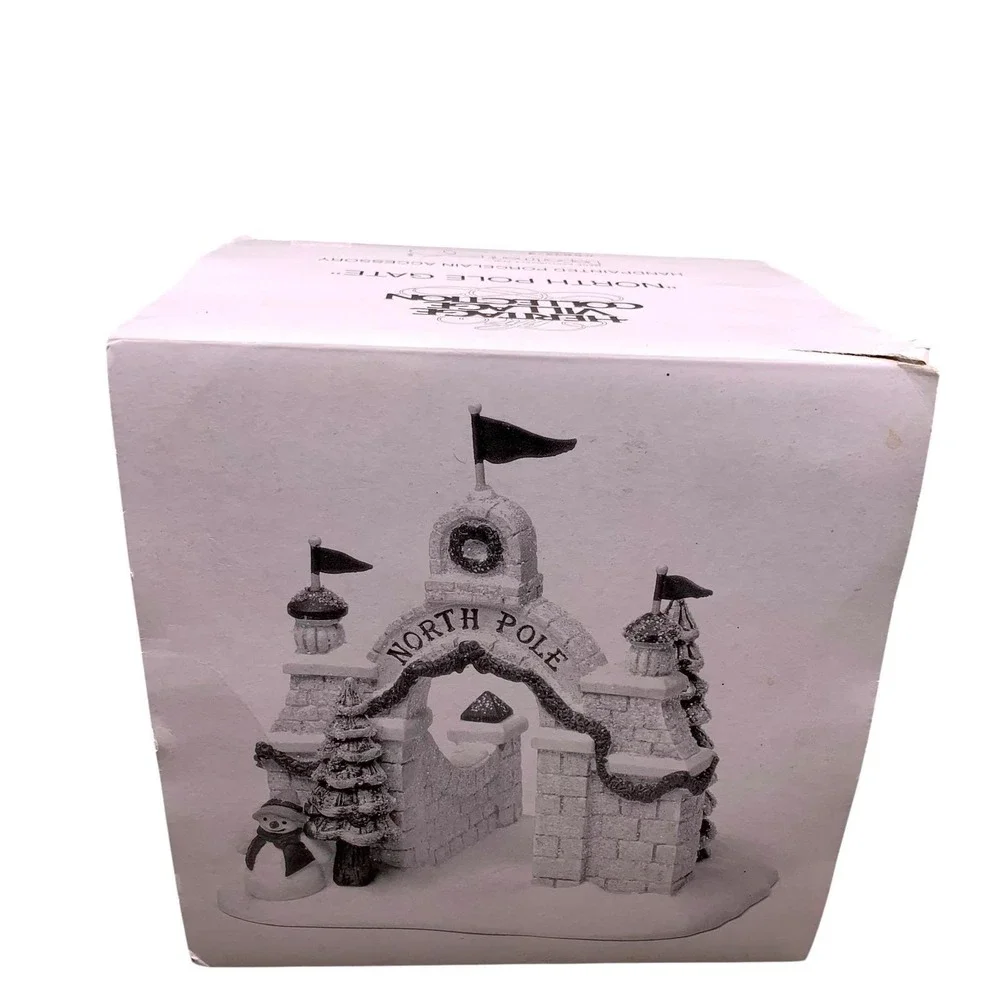 Vtg Department‎ 56 Heritage Village North Pole Gate Porcelain Christmas Figurine